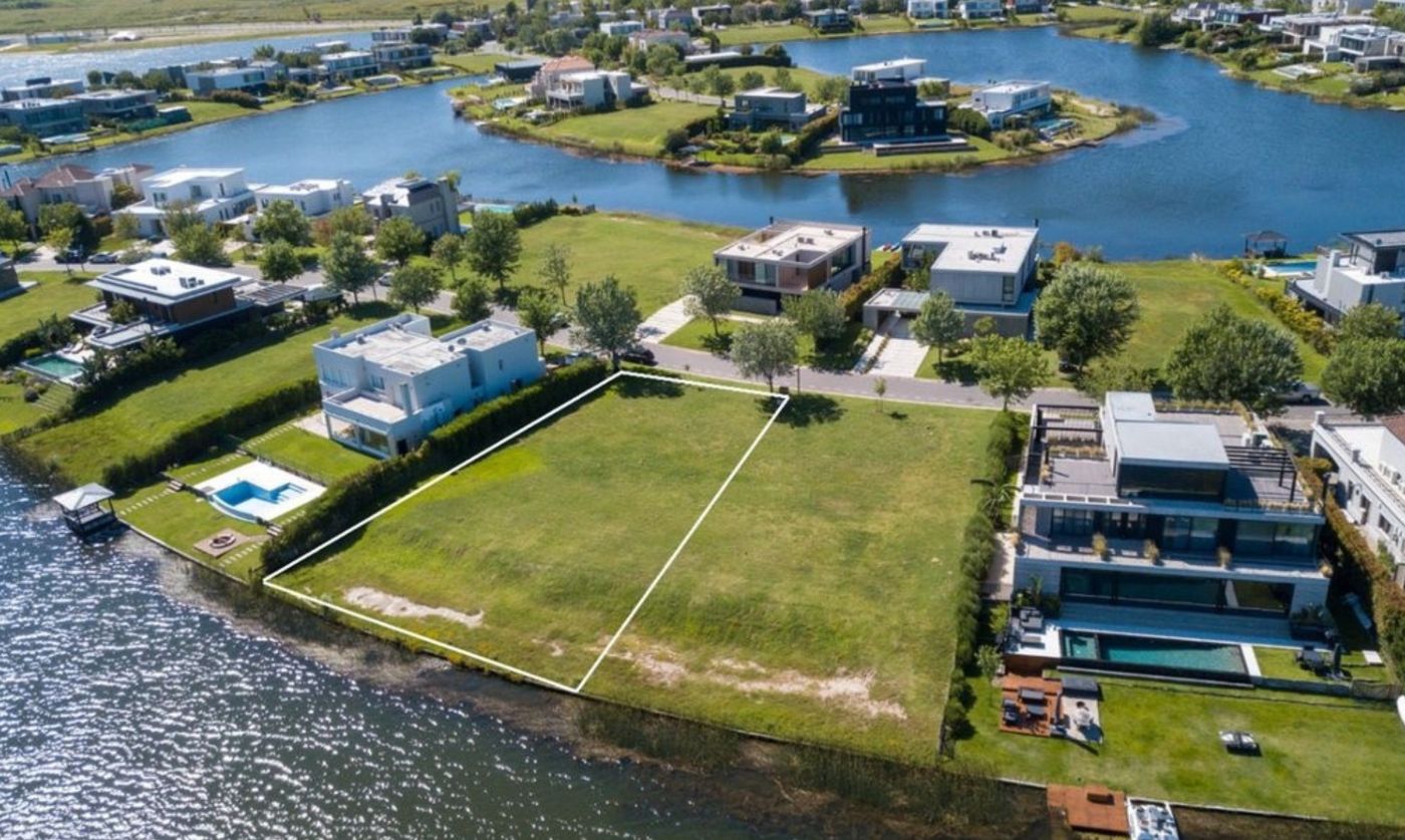 Lote en venta en Muelles
