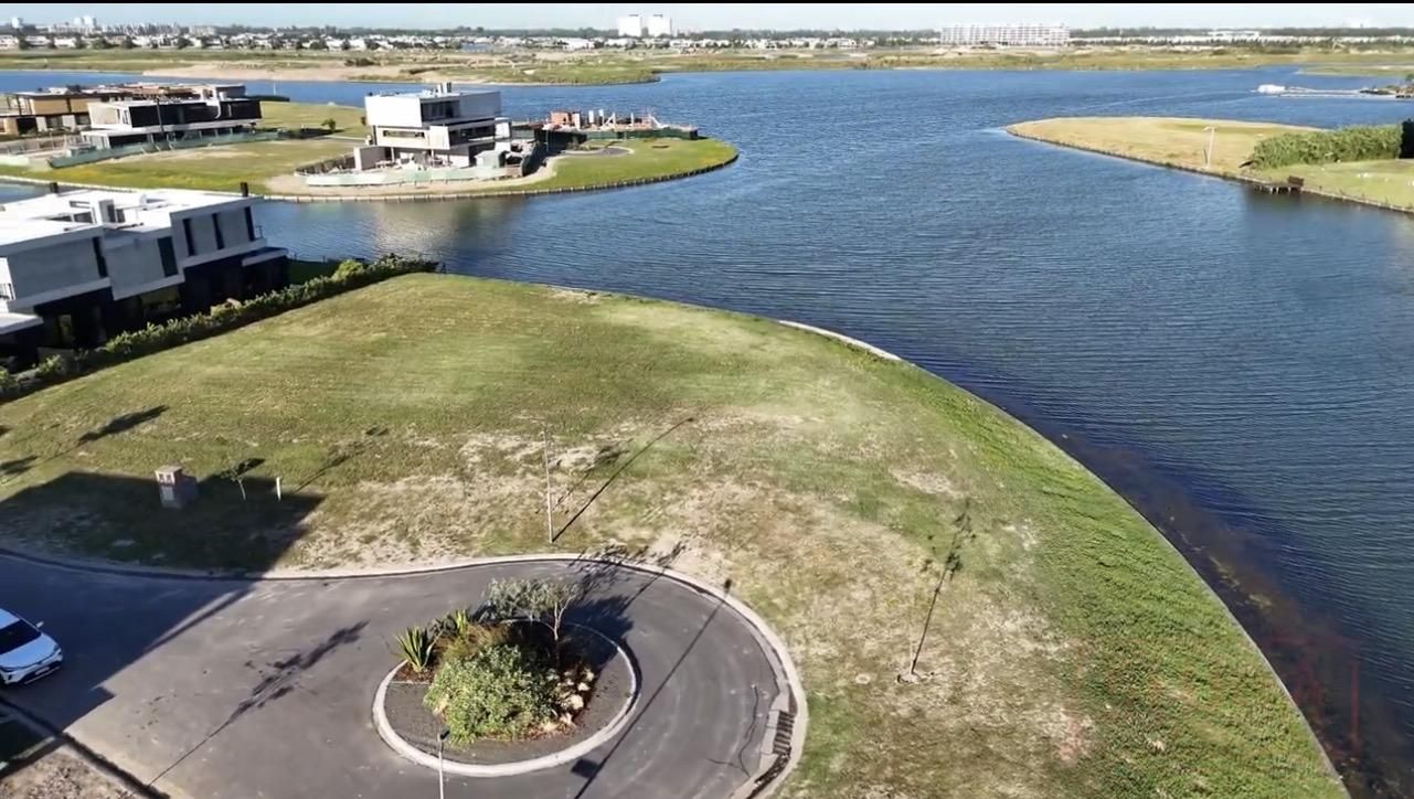 Lote en venta en Los Puentes