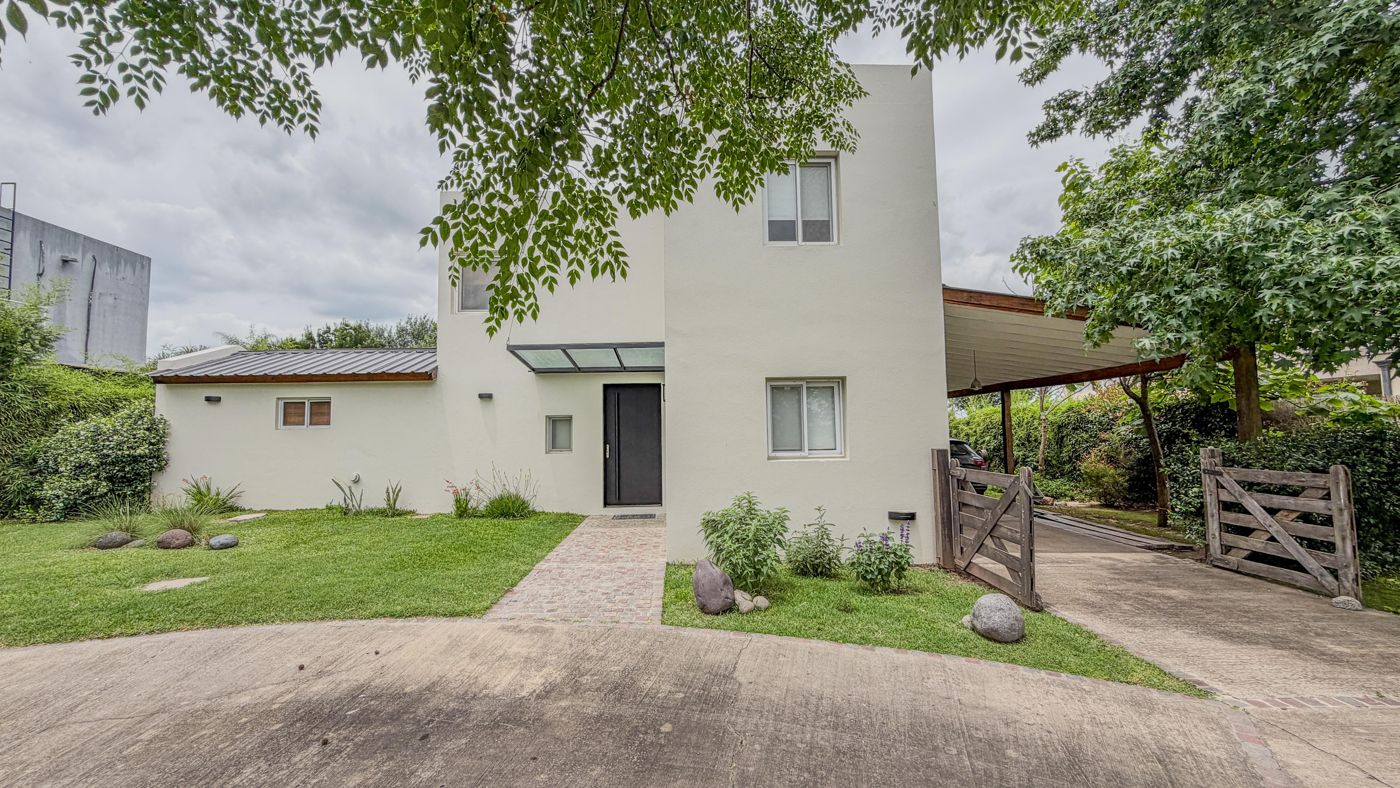 Casa en venta en Altos de Manzanares