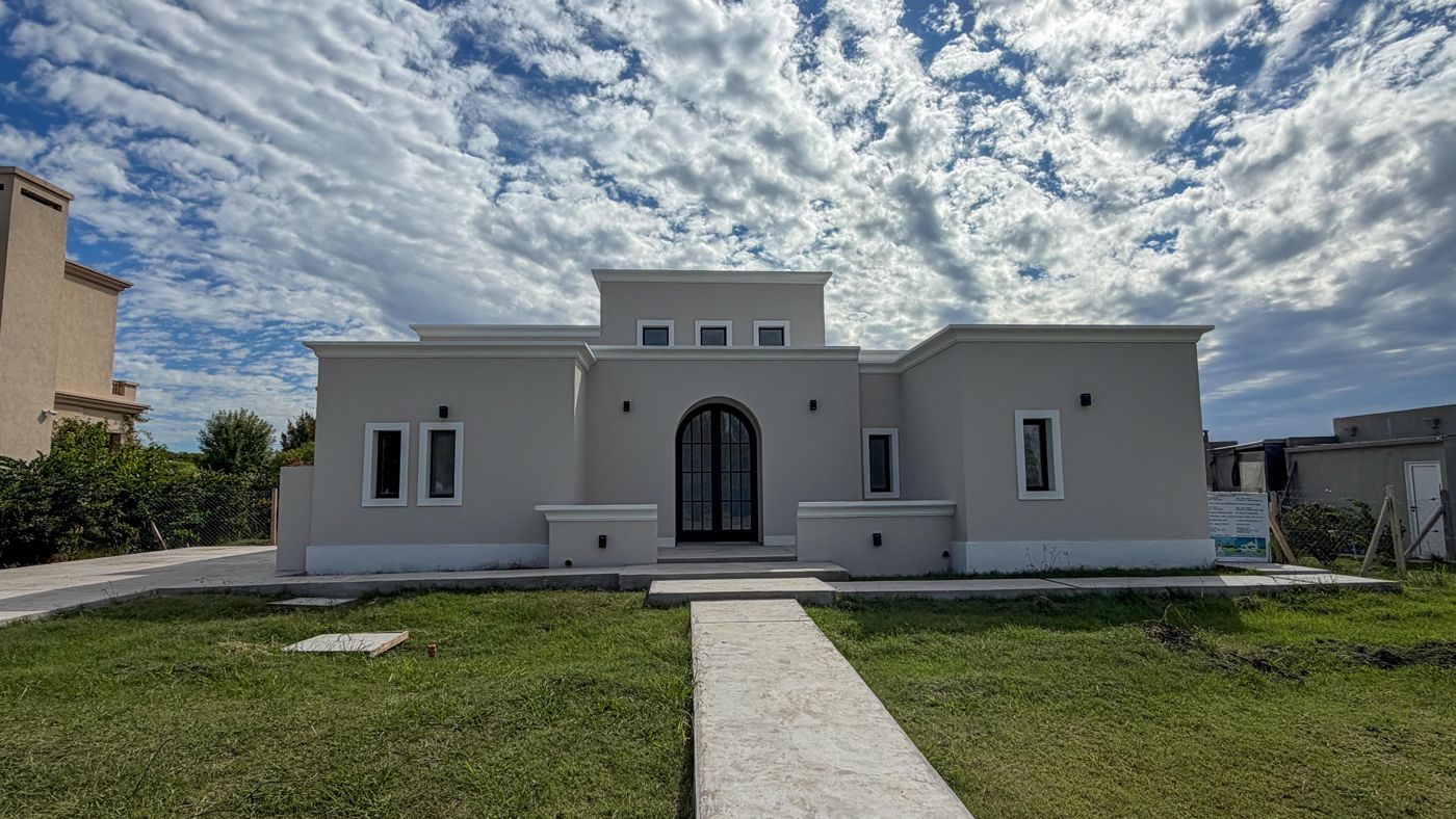 Casa en alquiler en Medal Country Club