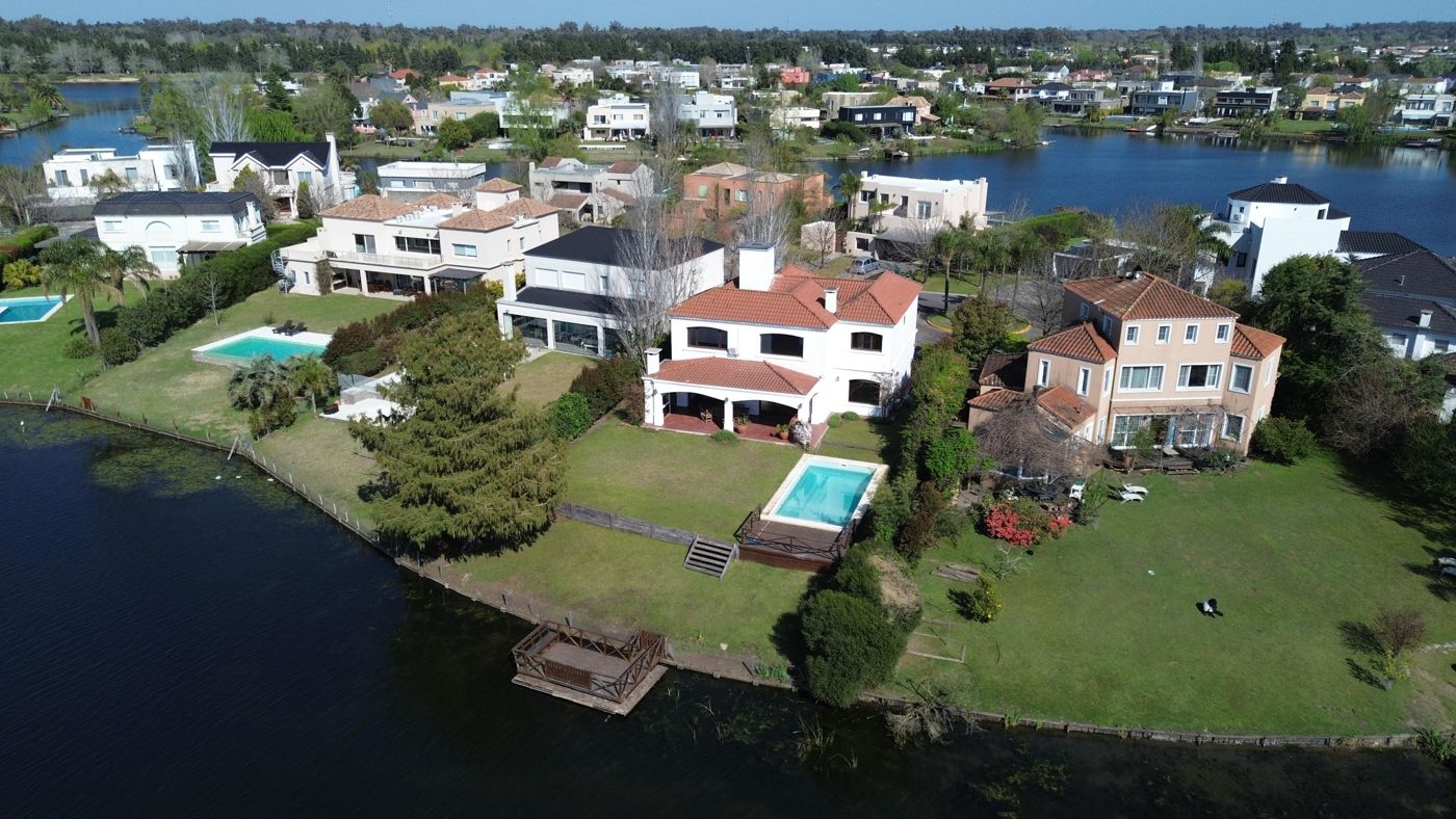 Casa en venta en Santa Catalina