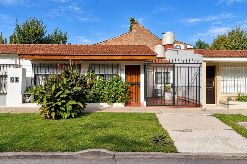 Casa en venta · Castelar Norte, Castelar, Morón, GBA Oeste, Provincia de Buenos Aires