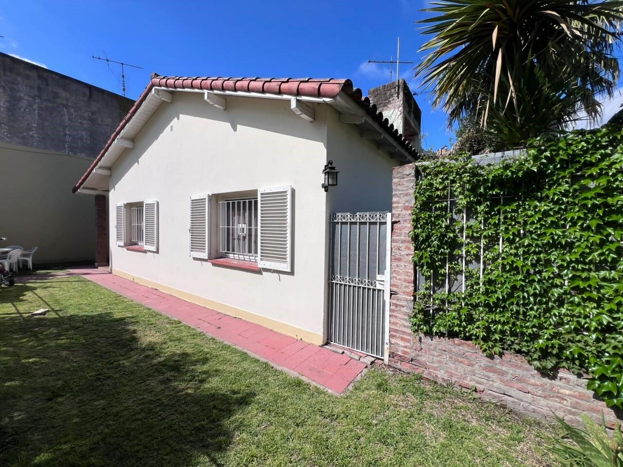 Casa en venta · Castelar, Morón, GBA Oeste, Provincia de Buenos Aires