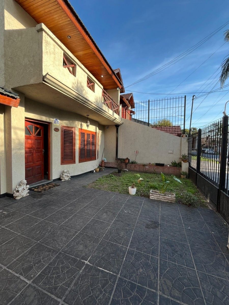 Casa en venta · Villa Luzuriaga, La Matanza, GBA Oeste, Provincia de Buenos Aires