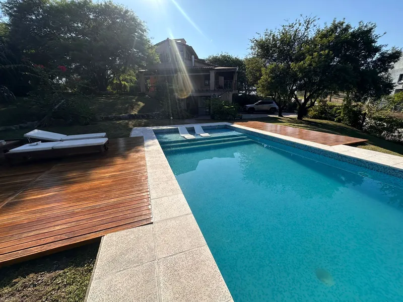 Casa en venta · 4 hojas, Mendiolaza, Colon, Córdoba