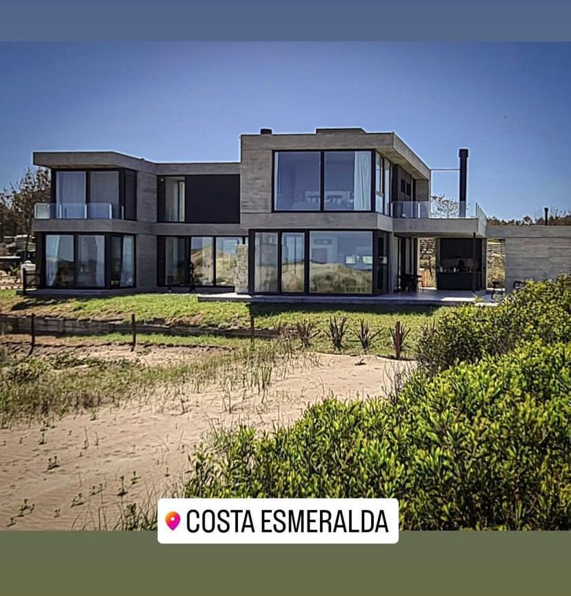 Casa en alquiler temporal · Costa Esmeralda, Punta Medanos, La Costa, Costa Atlántica, Provincia de Buenos Aires Casa en alquiler temporal · Costa Esmeralda, Punta Medanos, La Costa, Costa Atlántica, Provincia de Buenos Aires