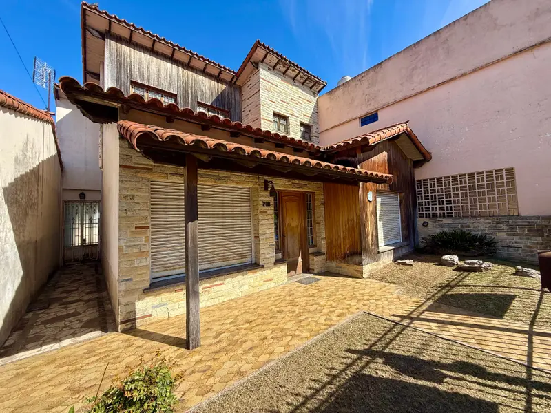 Casa en venta · Haedo Norte, Haedo, Morón, GBA Oeste, Provincia de Buenos Aires