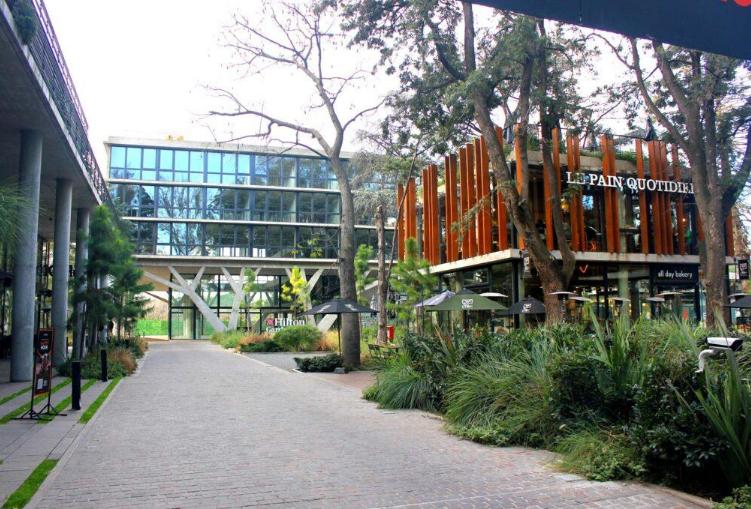 Oficina en alquiler · Barrio Parque Leloir, Ituzaingó, GBA Oeste, Provincia de Buenos Aires