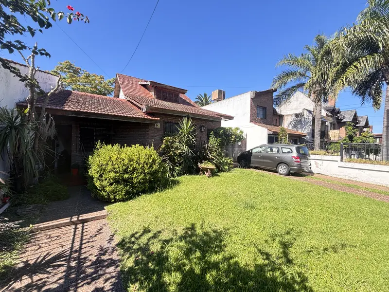 Casa en venta · Castelar Sur, Castelar, Morón, GBA Oeste, Provincia de Buenos Aires