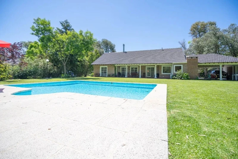 Casa en venta · Luján, GBA Oeste, Provincia de Buenos Aires