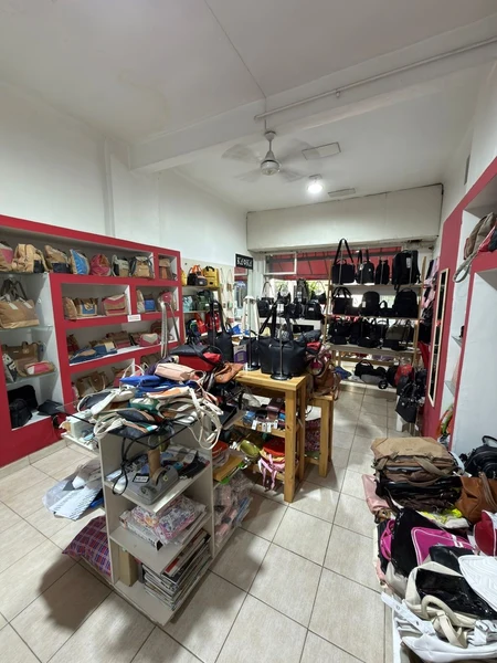 Comercio en alquiler · Balvanera, CABA
