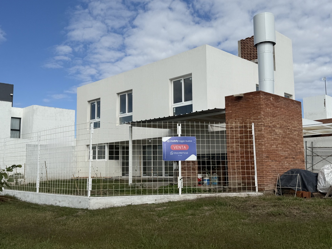 Casa de 6 ambientes en venta en Prados de Manantiales - foto 1