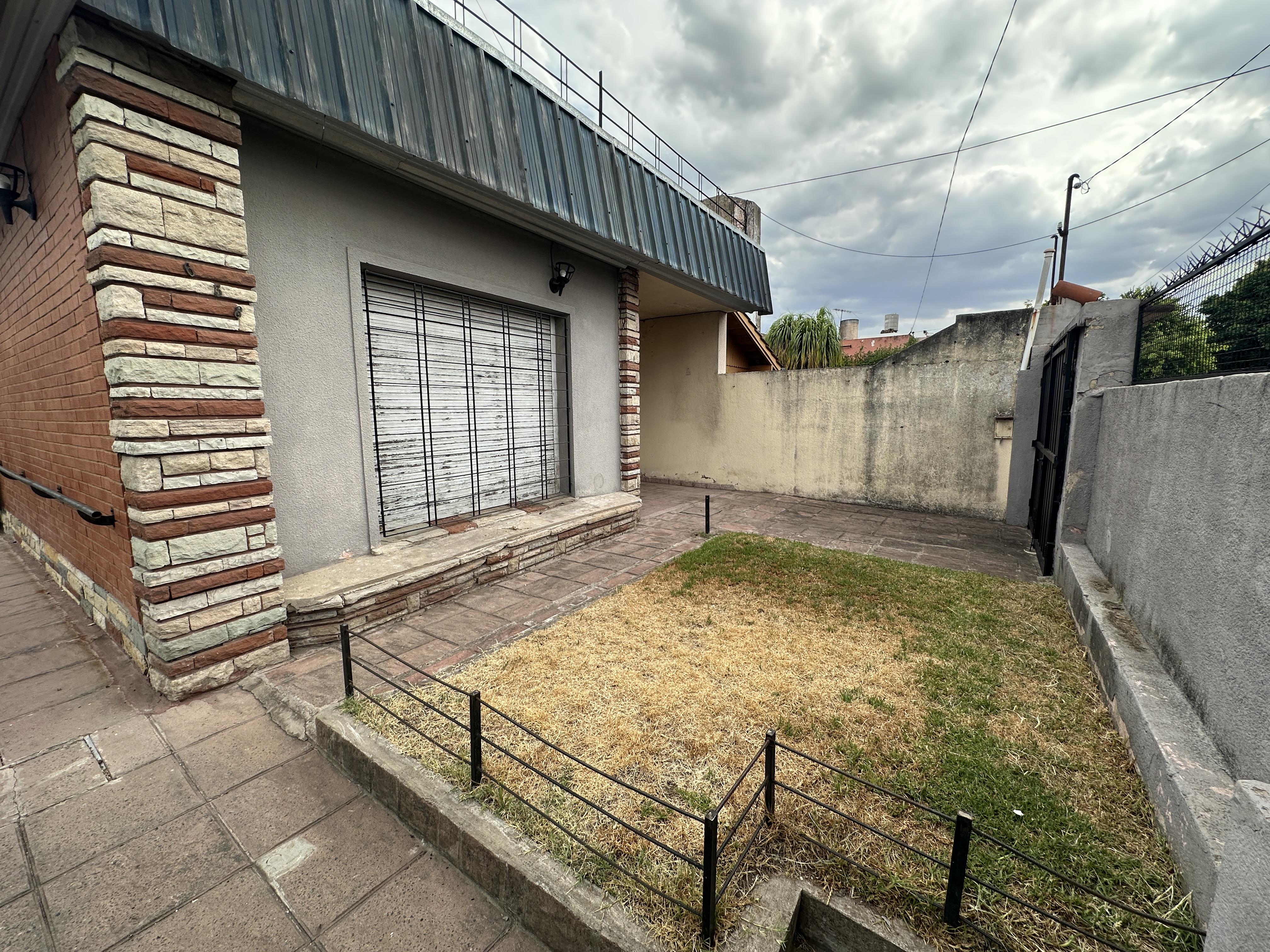 Casa en venta · Morón Sur, Morón, Morón, GBA Oeste, Provincia de Buenos Aires