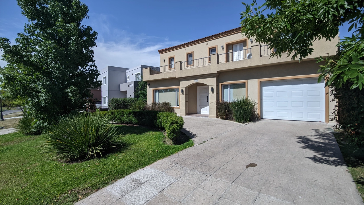 Casa en venta · San Alfonso Casa en venta · San Alfonso