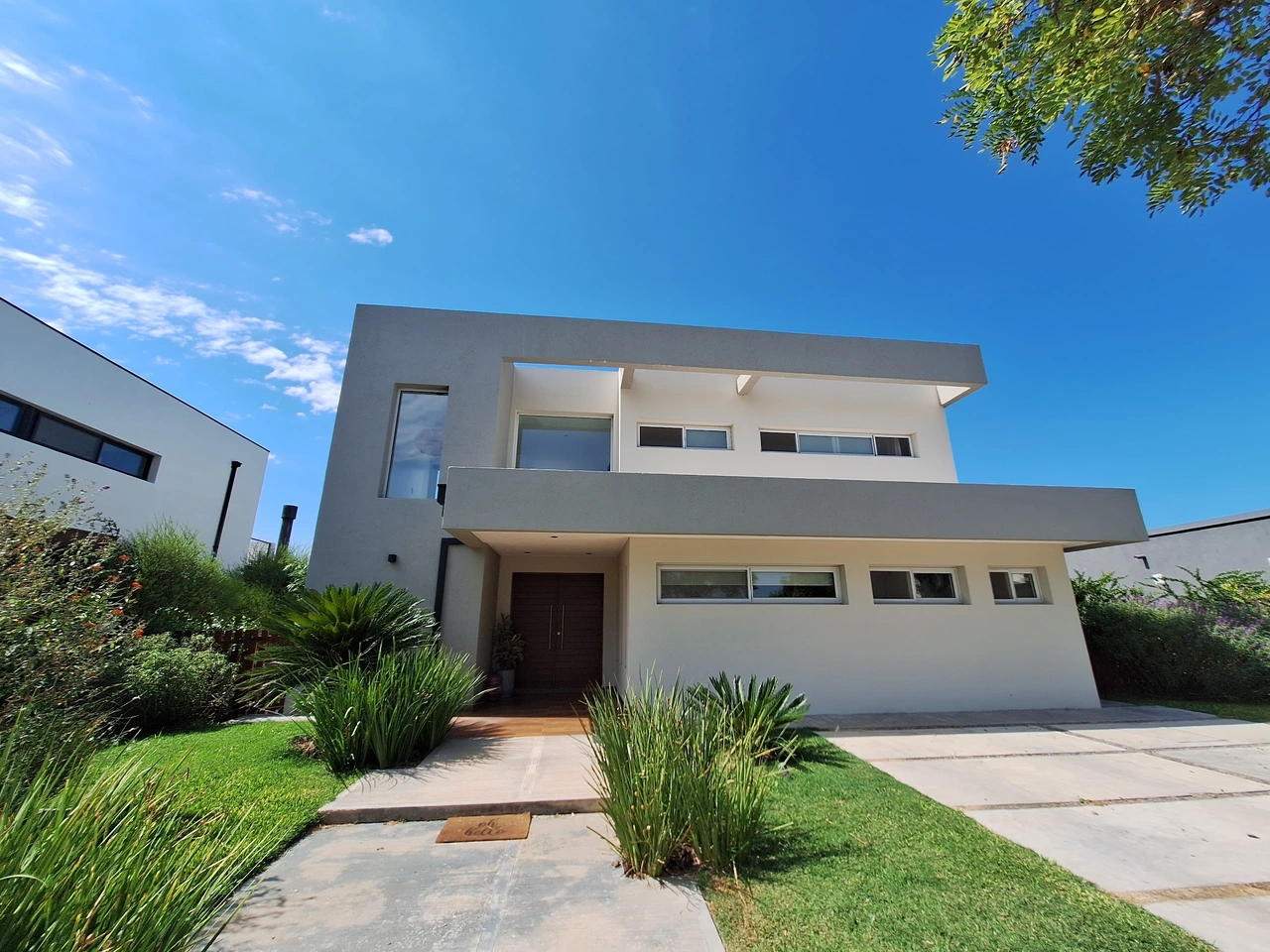 Casa en venta · El Cantón Casa en venta · El Cantón