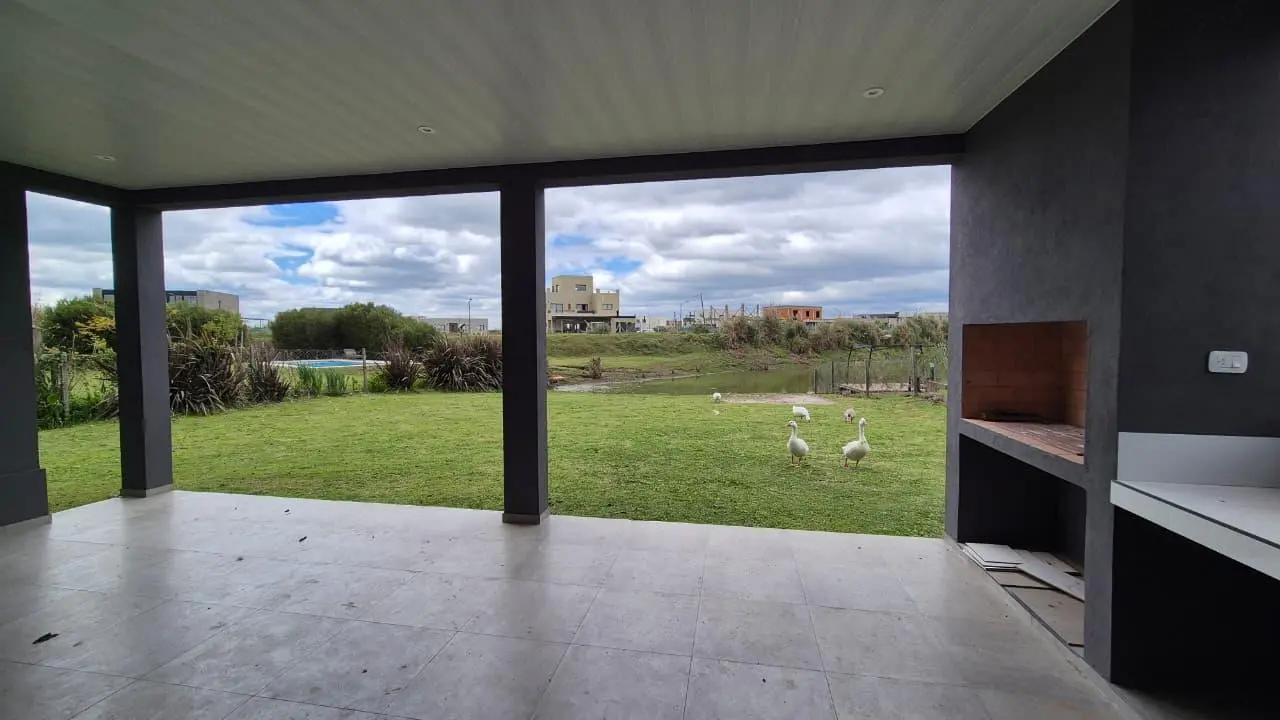 Casa en venta · El Canton - Norte, Escobar, GBA Norte, Provincia de Buenos Aires Casa en venta · El Canton - Norte, Escobar, GBA Norte, Provincia de Buenos Aires