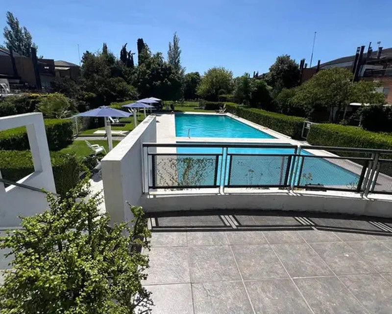 las Mercedes Piscina - Edited.jpg