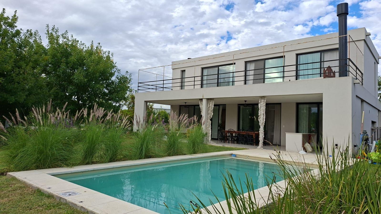Casa en venta · El Canton - Golf, Escobar, GBA Norte, Provincia de Buenos Aires