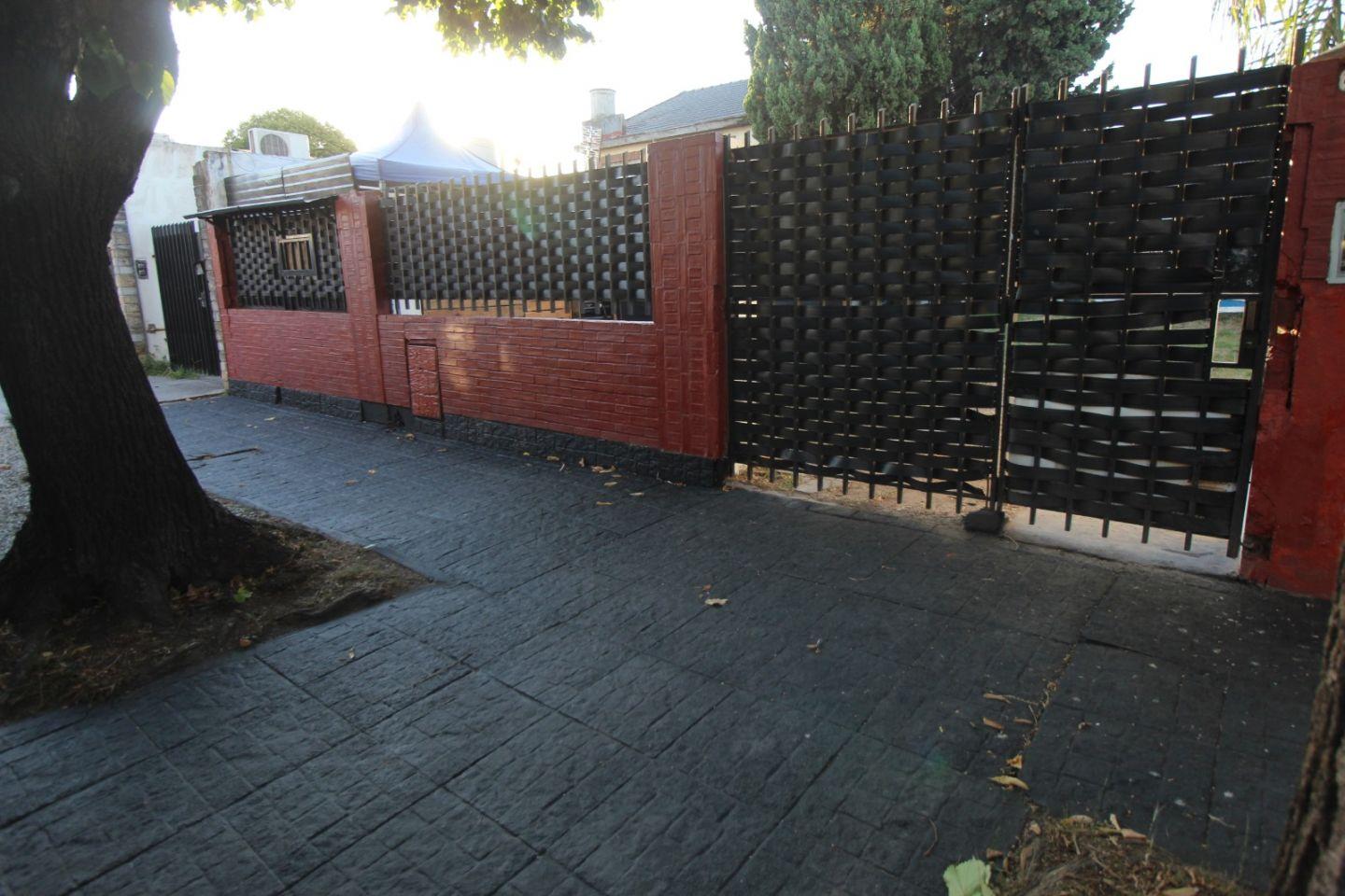 Casa en venta · Villa Luzuriaga, La Matanza, GBA Oeste, Provincia de Buenos Aires