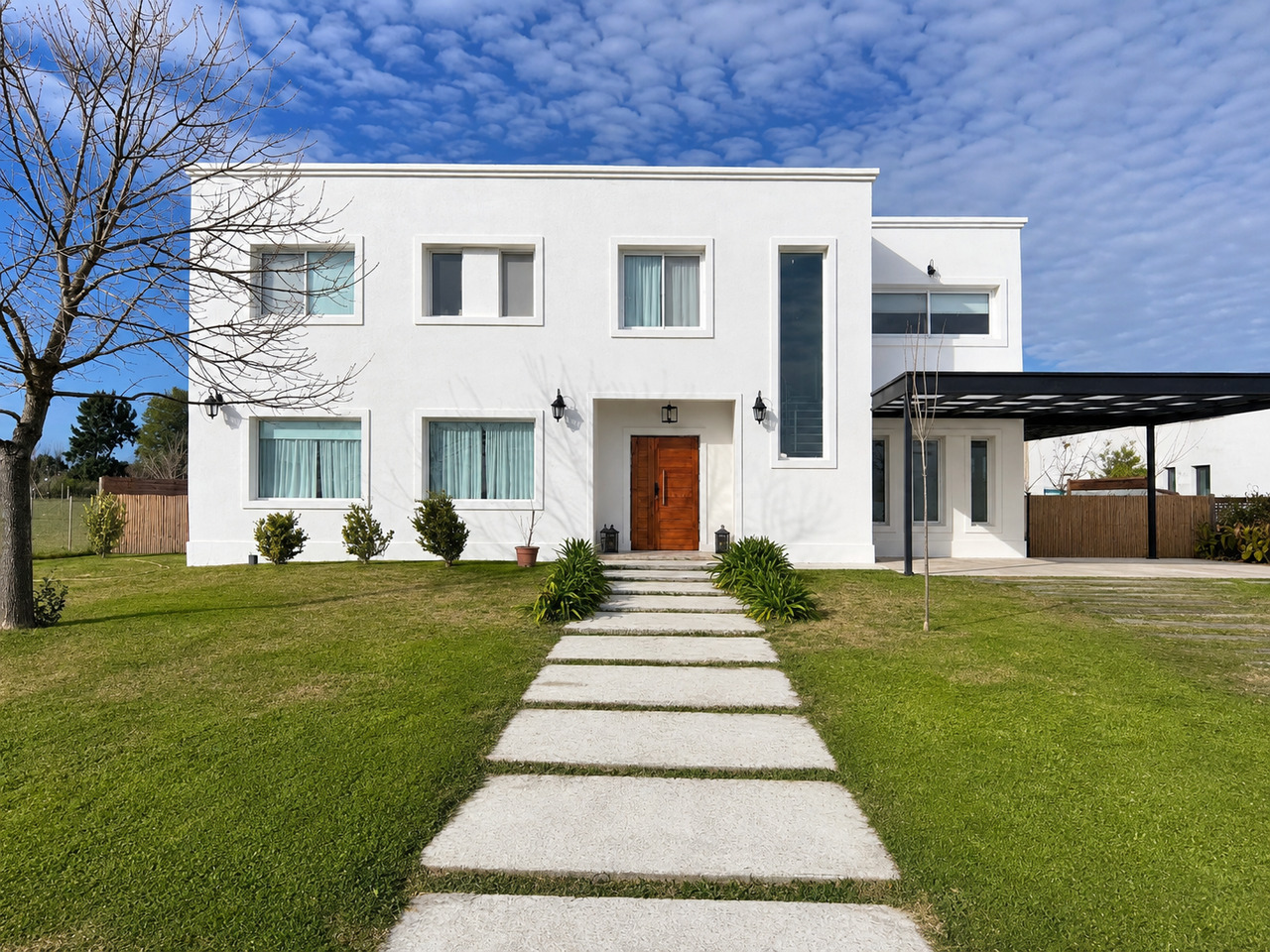 Casa de 6 ambientes en venta en San Sebastián – USD 199.000 - foto 1