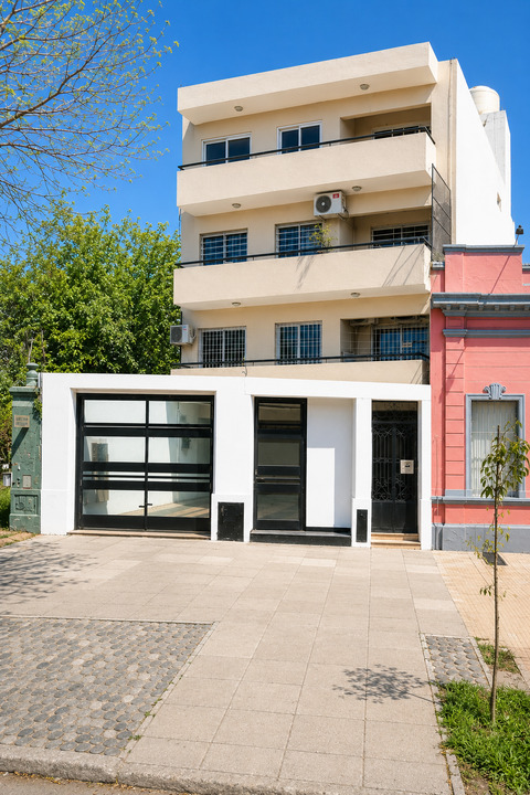 Departamento de 3 ambientes en venta en San Isidro - foto 1