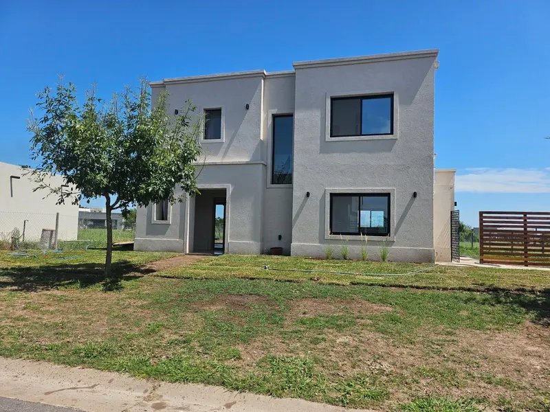 Casa en alquiler · San Sebastián, Pilar, GBA Norte, Provincia de Buenos Aires