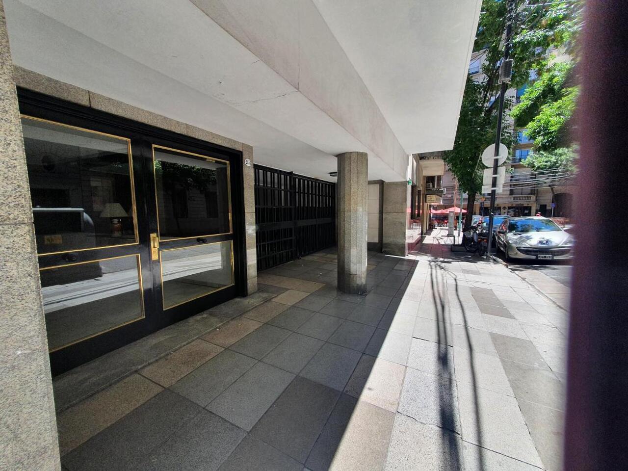Cochera con cochera en venta en Recoleta, CABA – USD 20.000 - foto 1