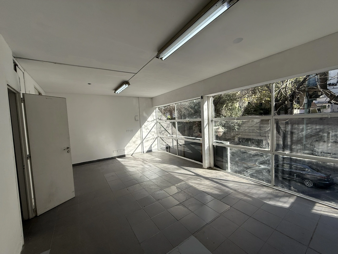 Oficina en venta · Monserrat