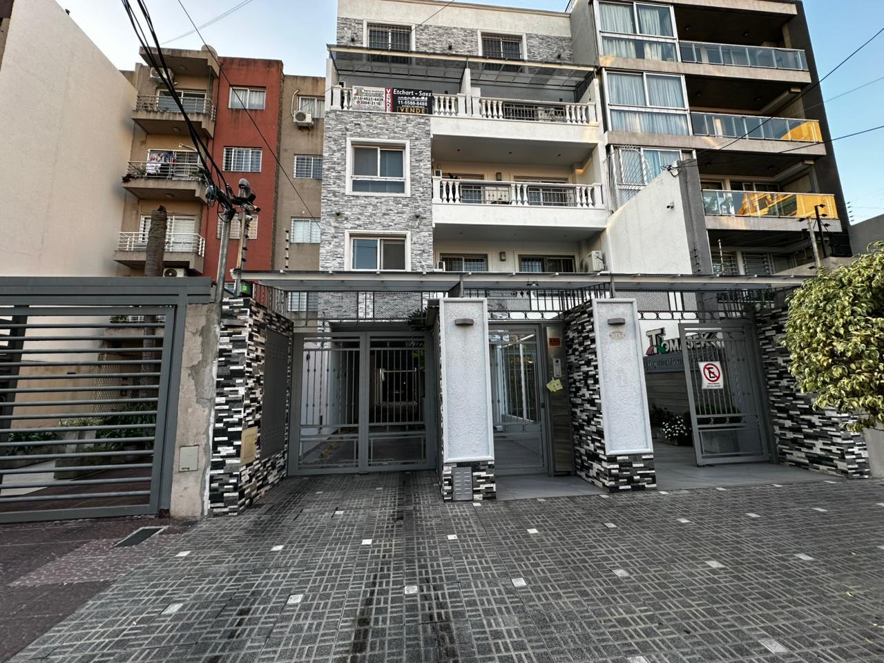 Departamento en alquiler · Ramos Mejia Sur, Ramos Mejia, La Matanza, GBA Oeste, Provincia de Buenos Aires Departamento en alquiler · Ramos Mejia Sur, Ramos Mejia, La Matanza, GBA Oeste, Provincia de Buenos Aires
