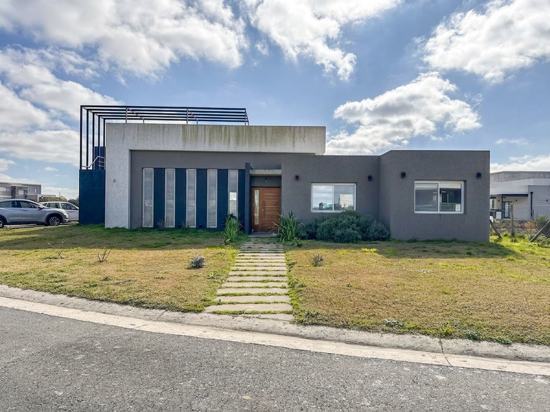 Casa en alquiler · San Sebastián, Pilar, GBA Norte, Provincia de Buenos Aires