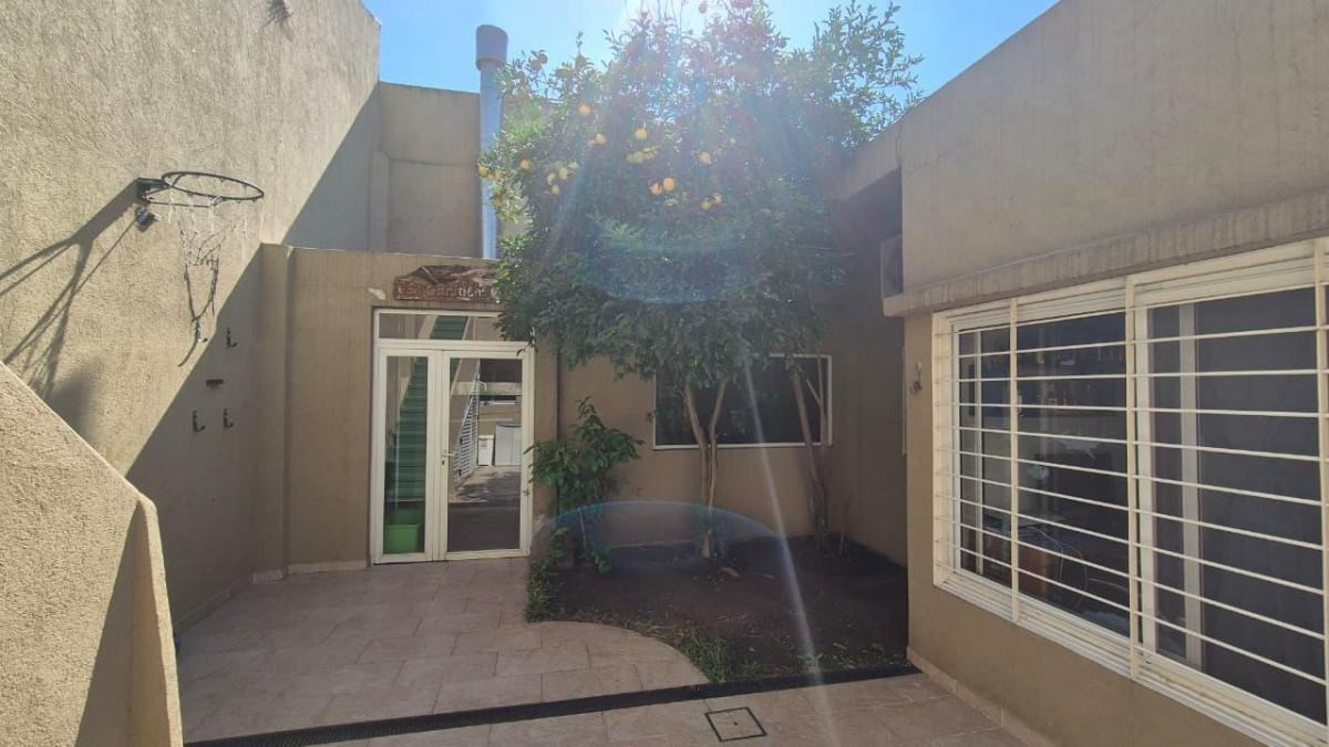Casa en venta · Monte Castro, CABA