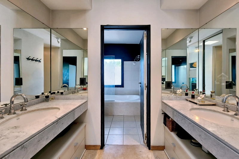 baño ppal 03.jpg