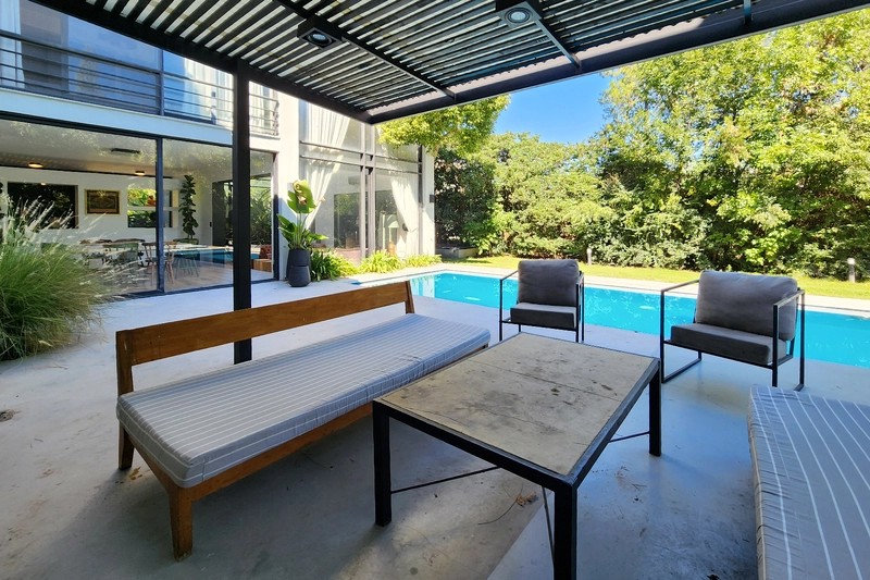 pergola 01.jpg