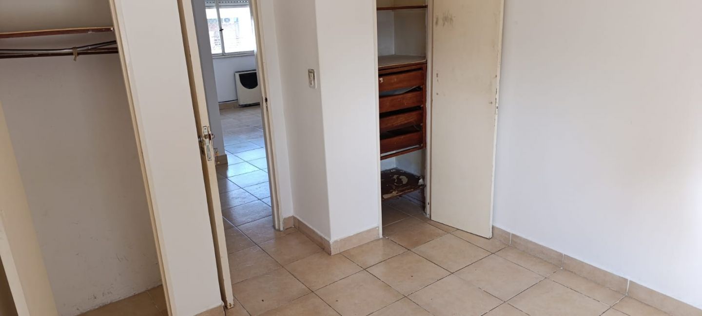 Departamento en alquiler · Flores, CABA
