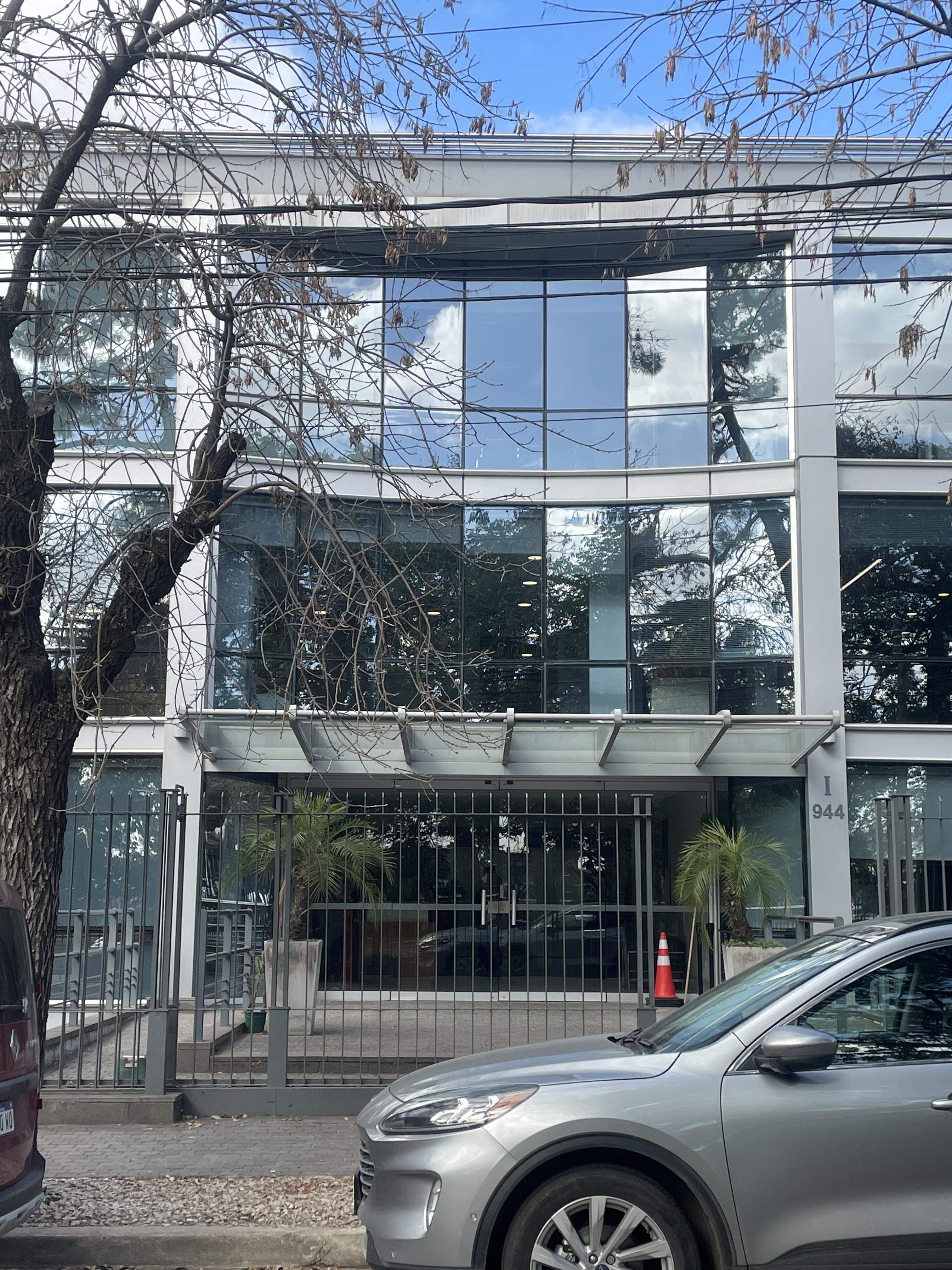 Oficina en alquiler · Martinez, San Isidro, GBA Norte, Provincia de Buenos Aires