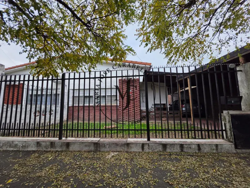 Casa en venta · Villa Gobernador Udaondo, Ituzaingó, GBA Oeste, Provincia de Buenos Aires