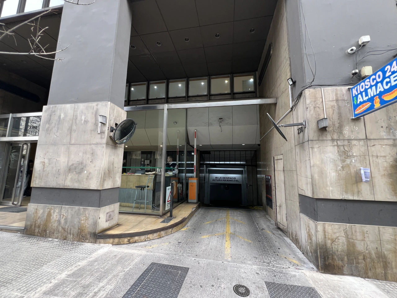 Cochera en venta · Recoleta