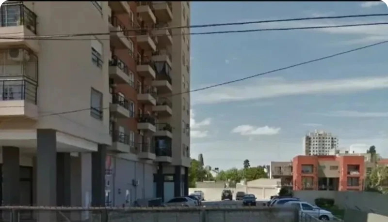 03_fachada_calle.jpg