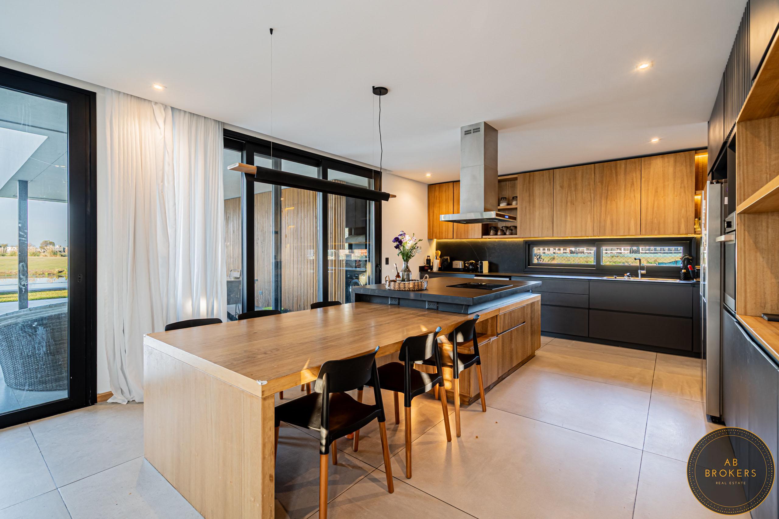 Casa en venta · El Canton - Golf, Escobar, GBA Norte, Provincia de Buenos Aires