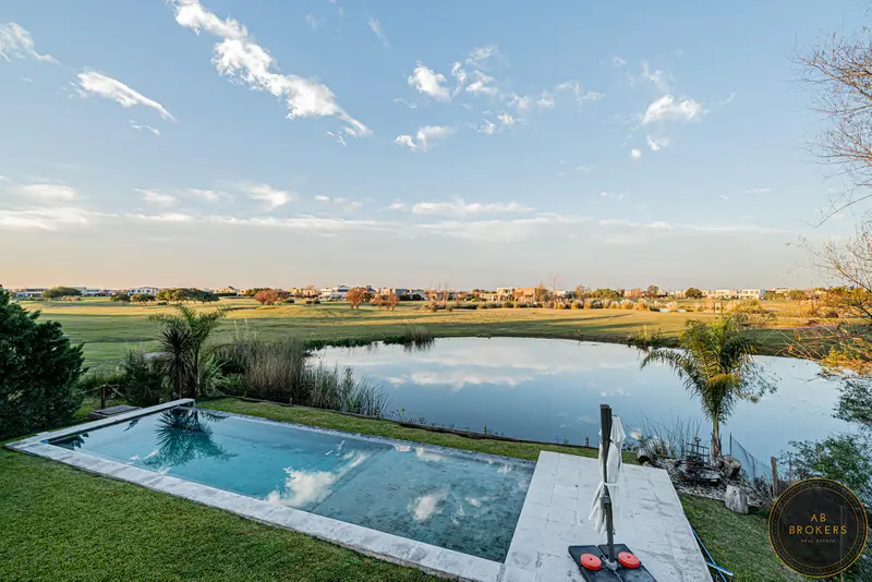 Casa en venta · El Canton - Golf, Escobar, GBA Norte, Provincia de Buenos Aires