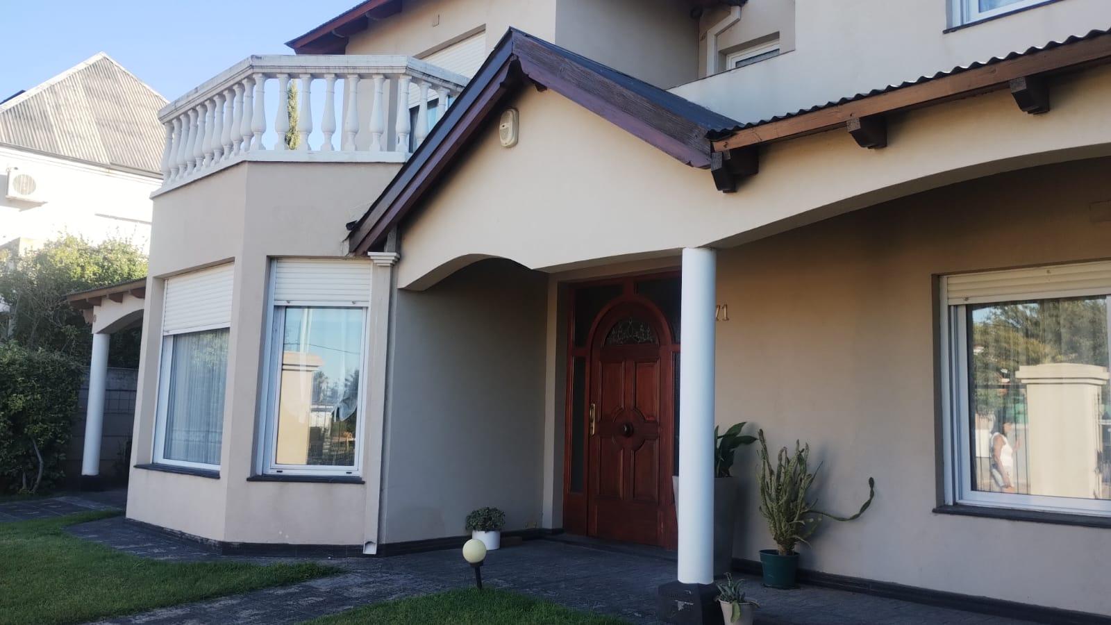Casa en venta · Bahía Blanca, Interior de Buenos Aires, Provincia de Buenos Aires