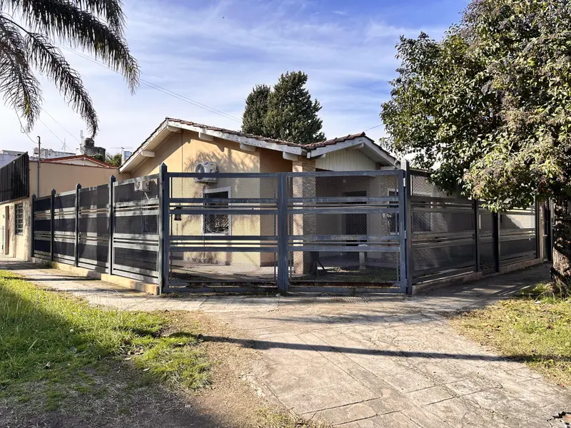 Casa en venta · Villa Luzuriaga, La Matanza, GBA Oeste, Provincia de Buenos Aires