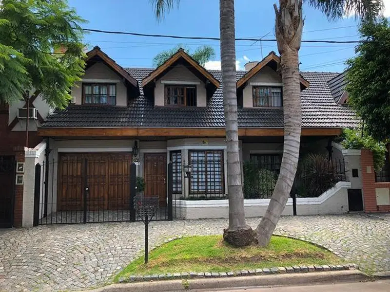 Casa en alquiler · Haedo, Morón, GBA Oeste, Provincia de Buenos Aires