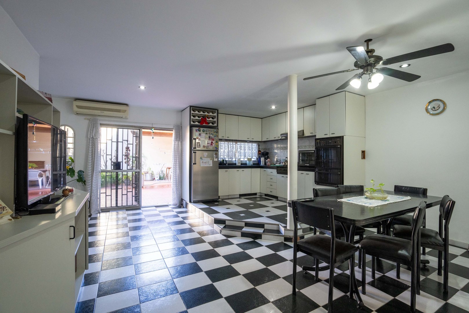 Casa en venta · Caseros, Tres de Febrero, GBA Oeste, Provincia de Buenos Aires