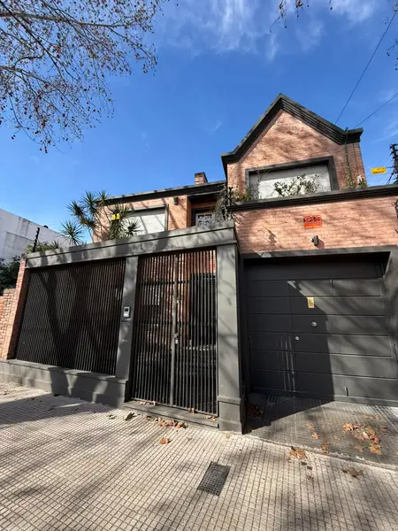 Casa en alquiler · Villa Devoto, CABA