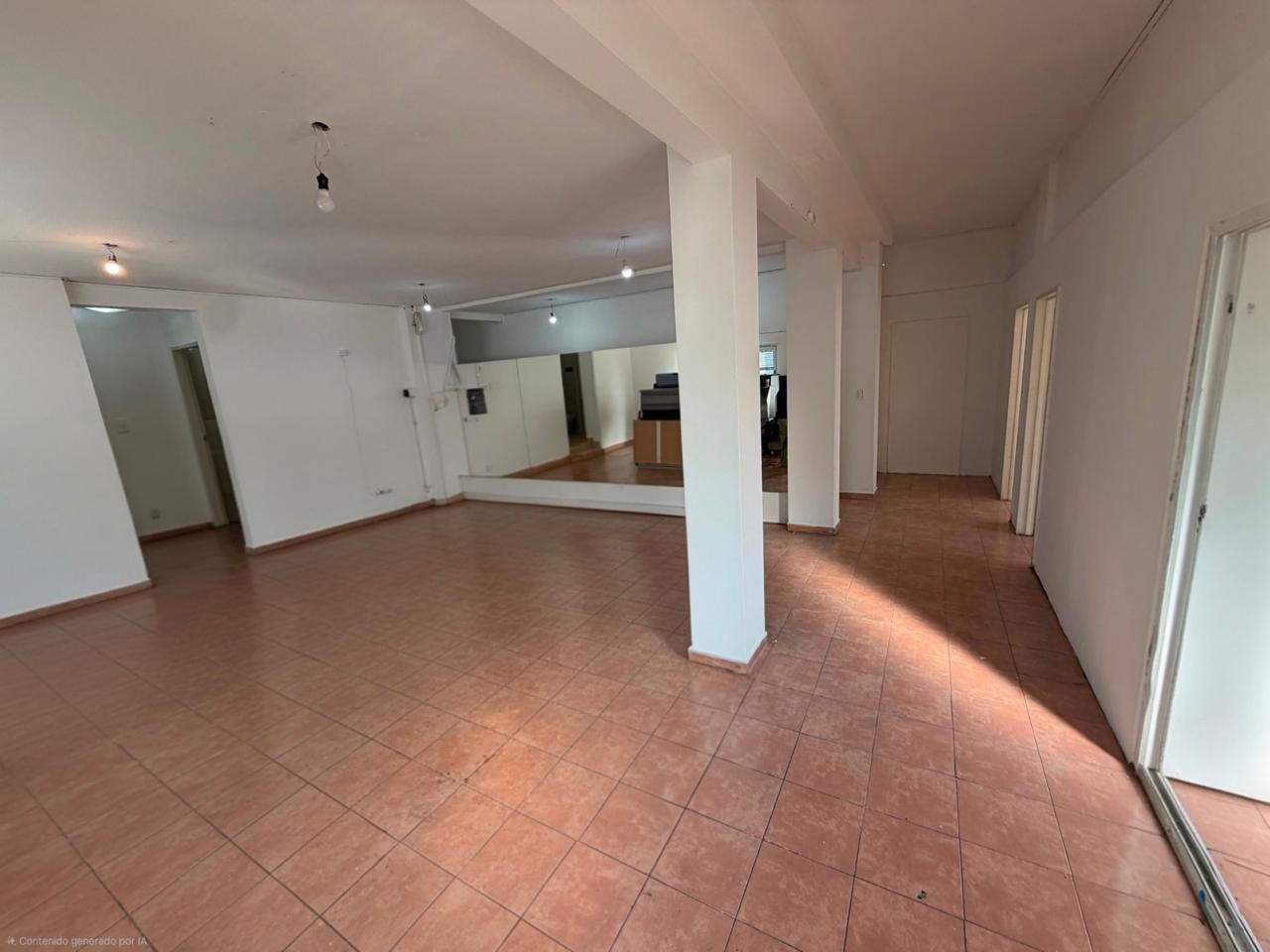Comercio en alquiler · San Cristobal, CABA