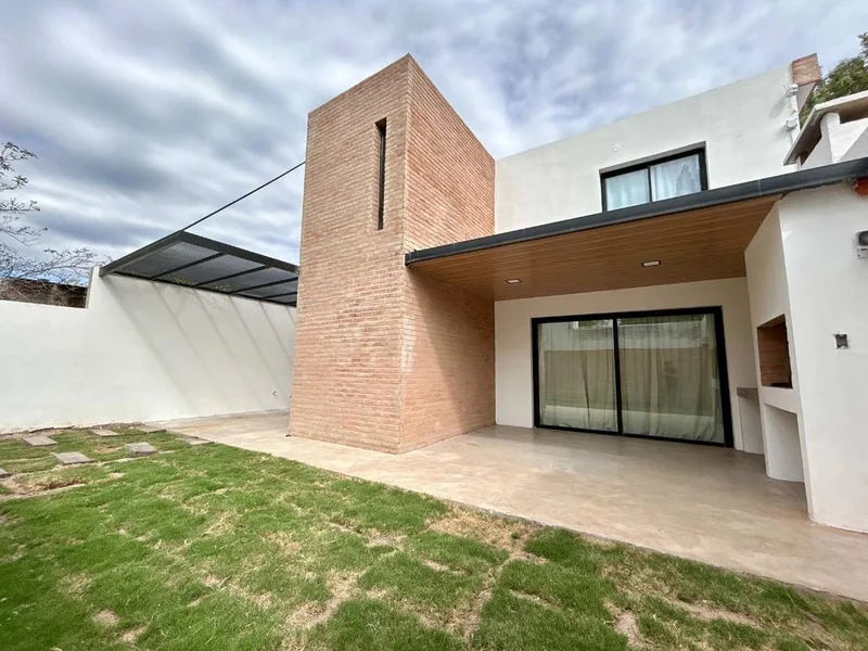 Casa en venta · Villa Quizquizacate, Córdoba Capital, Córdoba