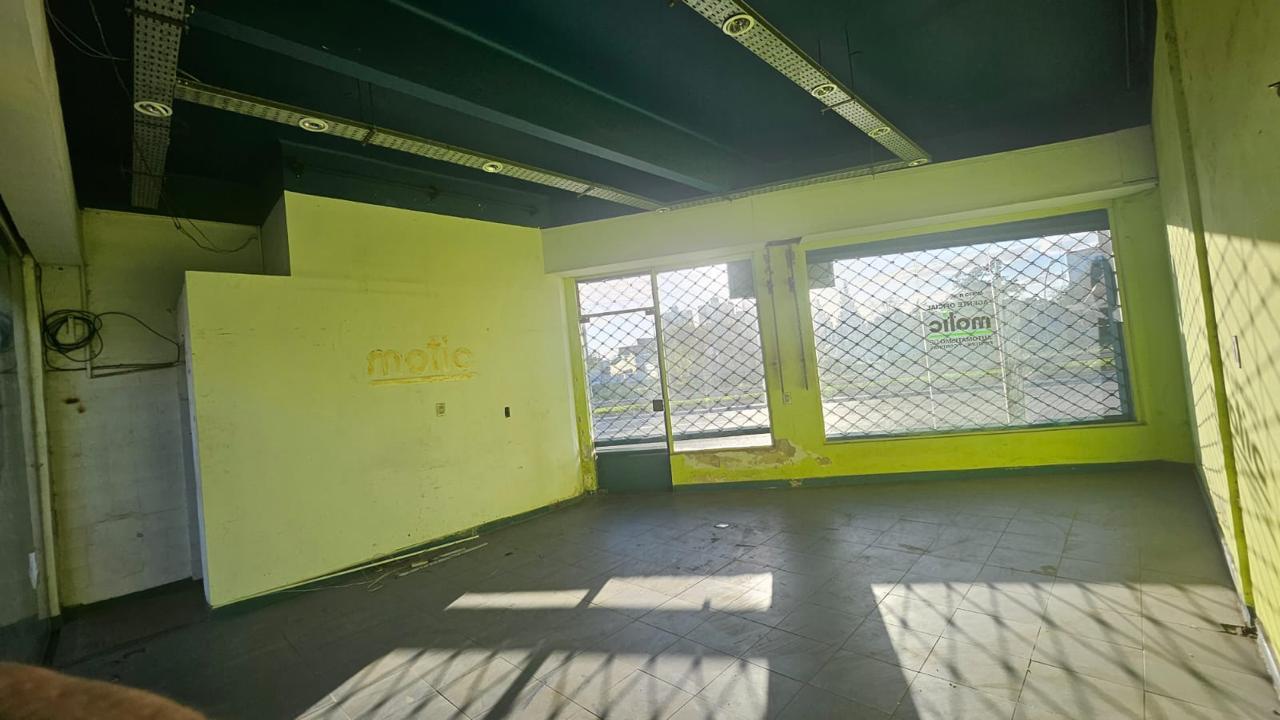 Comercio en alquiler · Villa Real, CABA