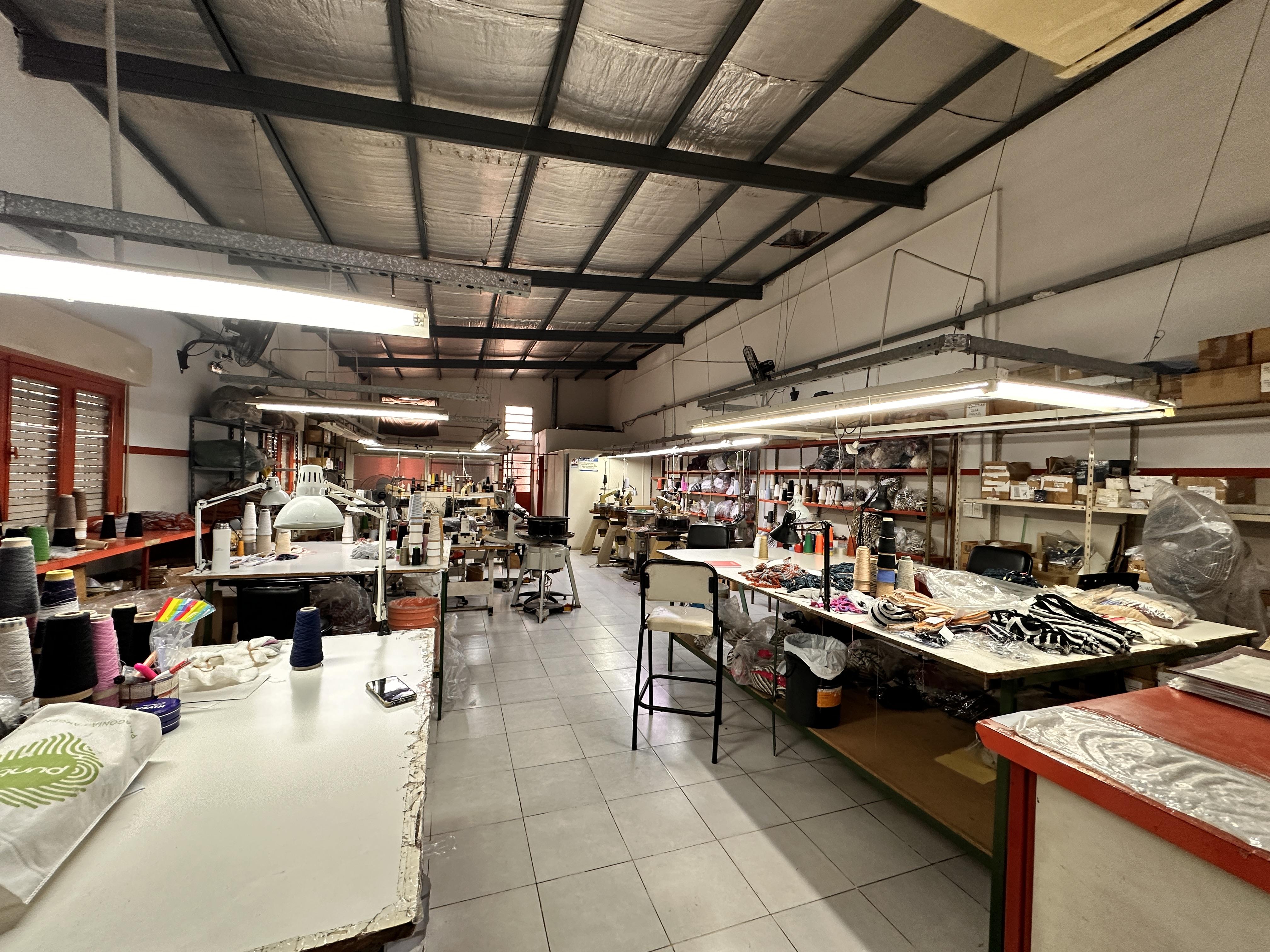 Depósito en venta · Morón, GBA Oeste, Provincia de Buenos Aires