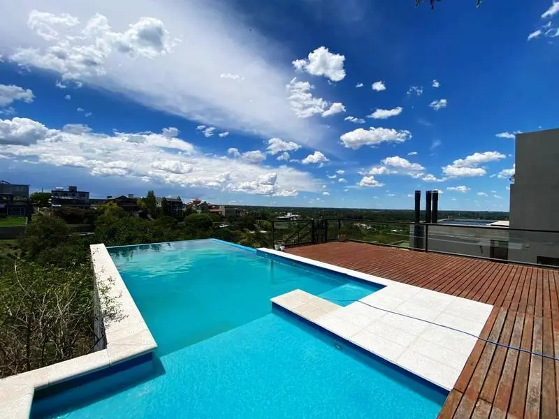 Casa en alquiler · Colón, Córdoba